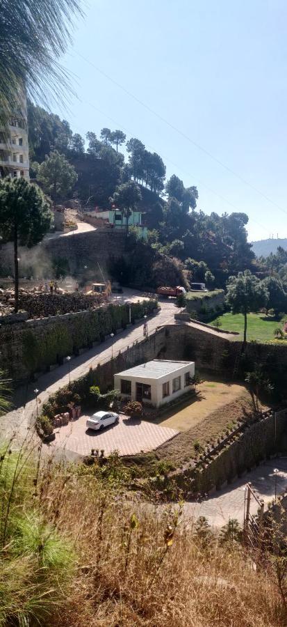 2Bhk Furnished Apartment/Near Kasauli/Barog/Luv Fun & Adventure Solan Exteriör bild