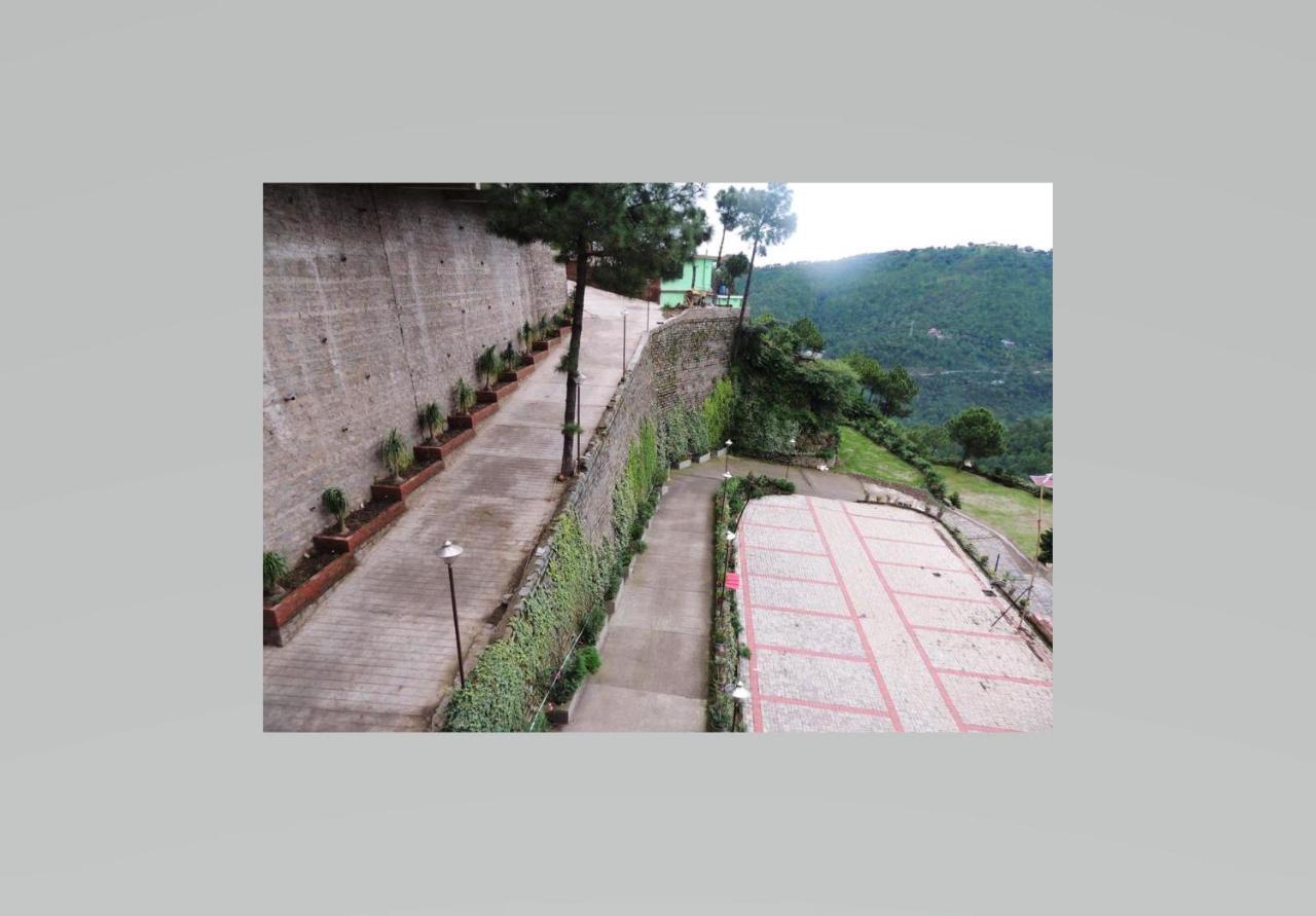 2Bhk Furnished Apartment/Near Kasauli/Barog/Luv Fun & Adventure Solan Exteriör bild