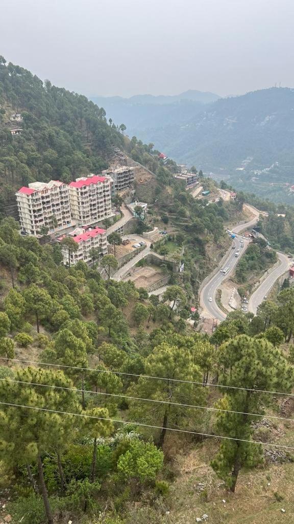 2Bhk Furnished Apartment/Near Kasauli/Barog/Luv Fun & Adventure Solan Exteriör bild