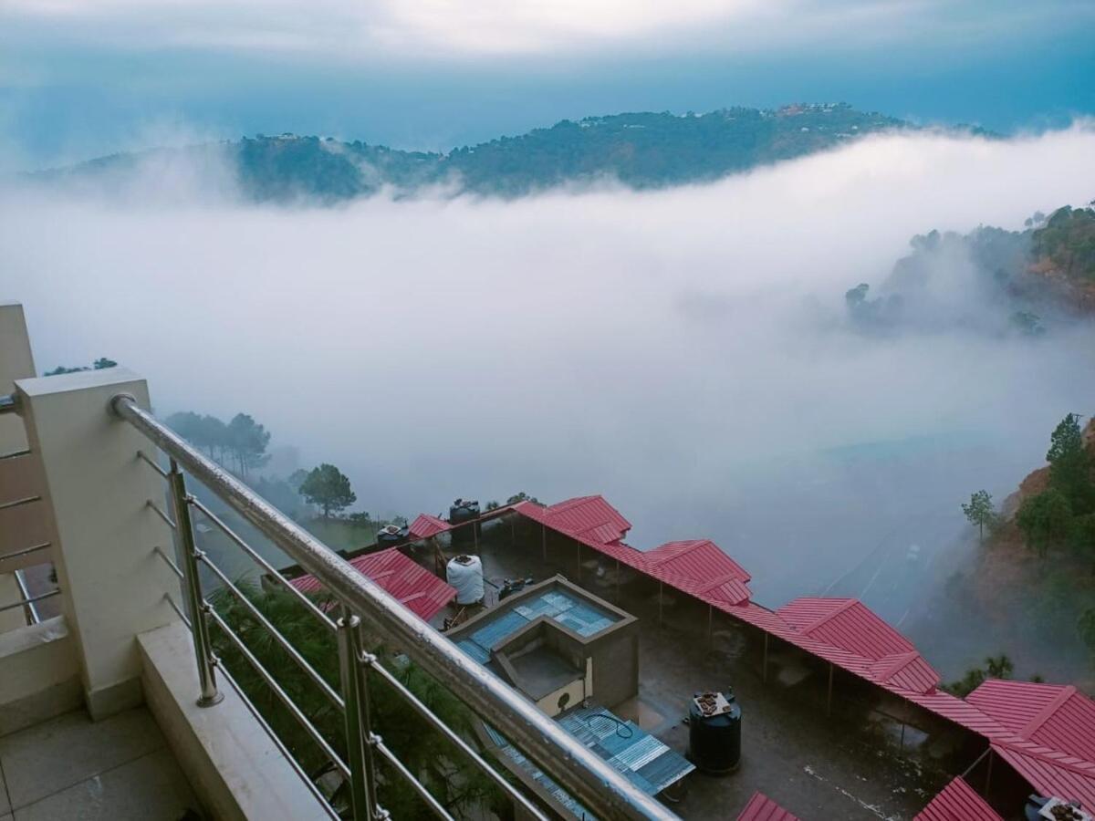 2Bhk Furnished Apartment/Near Kasauli/Barog/Luv Fun & Adventure Solan Exteriör bild