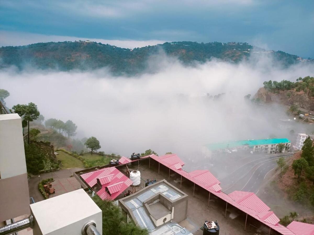2Bhk Furnished Apartment/Near Kasauli/Barog/Luv Fun & Adventure Solan Exteriör bild